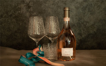 CELLARMASTERxBEATO: Alie Rose Wine Gift Styling